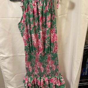 Lily P style dress. Size M stretchy waist with string ties.